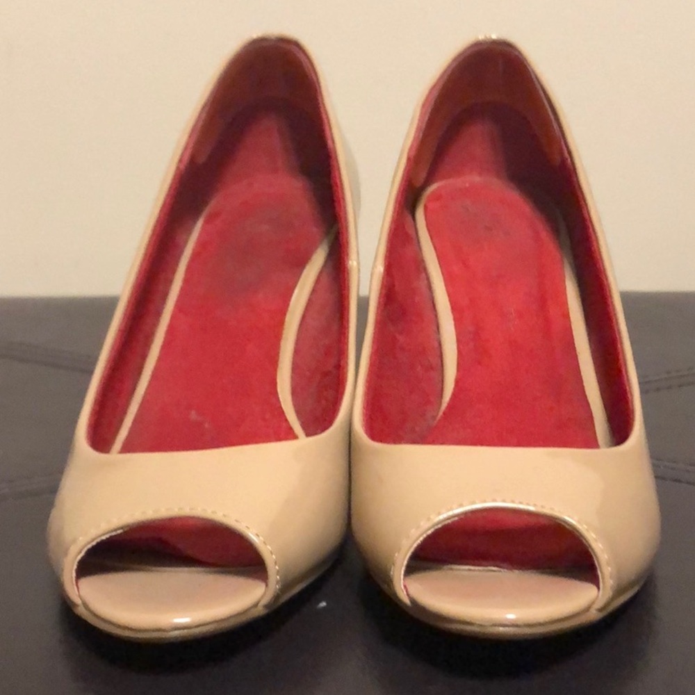 Women’s peep toe wedged heels